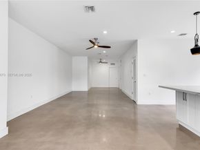 2247 NW 2nd St, Miami FL 33125