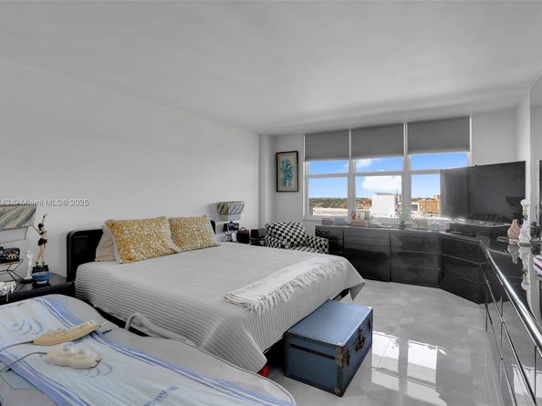 1149 Hillsboro Mile 1011, Hillsboro Beach FL 33062