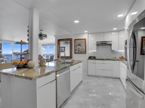 1149 Hillsboro Mile 1011, Hillsboro Beach FL 33062