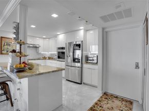 1149 Hillsboro Mile 1011, Hillsboro Beach FL 33062