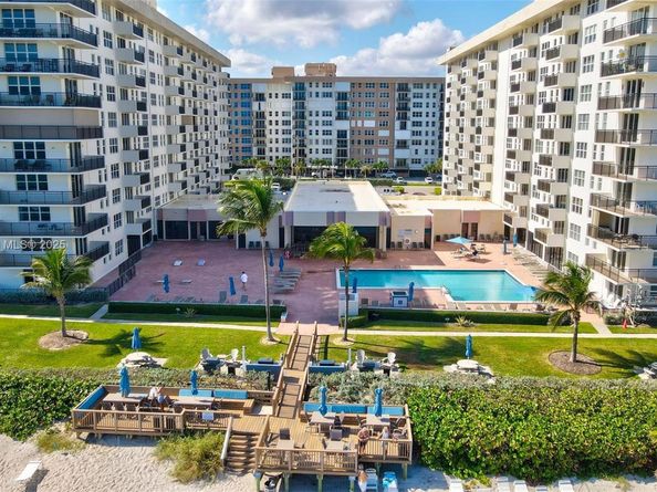 1149 Hillsboro Mile 1011, Hillsboro Beach FL 33062