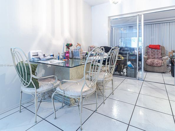 4231 NW 49th Ave, Lauderdale Lakes FL 33319