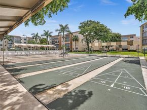 2841 Somerset Dr 105, Lauderdale Lakes FL 33311