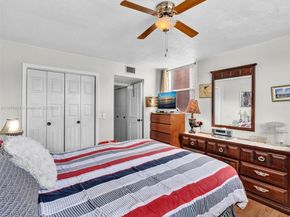 2841 Somerset Dr 105, Lauderdale Lakes FL 33311