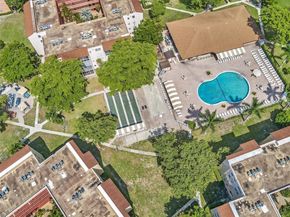 2841 Somerset Dr 105, Lauderdale Lakes FL 33311