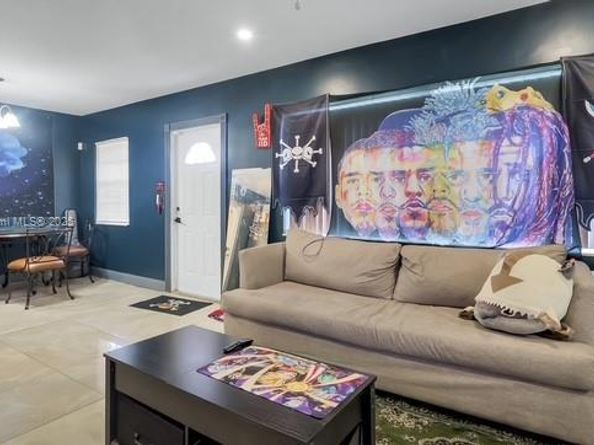 1041 NW 24th Ter, Fort Lauderdale FL 33311