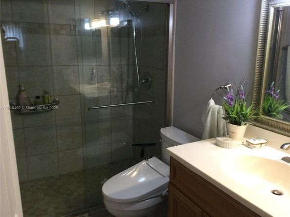 8220 SW 24th St 4106, North Lauderdale FL 33068