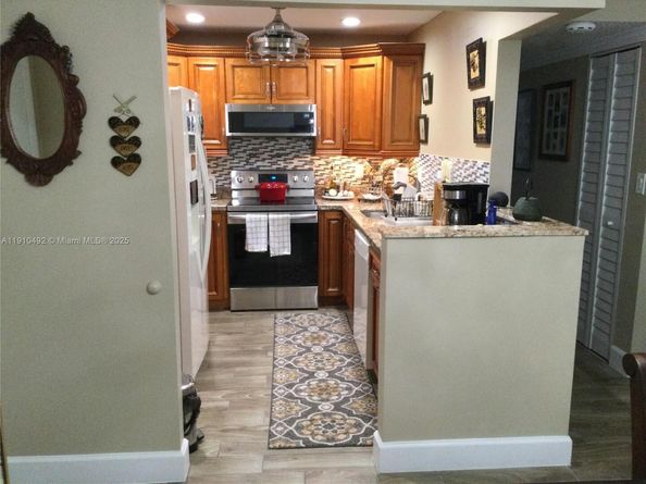 8220 SW 24th St 4106, North Lauderdale FL 33068