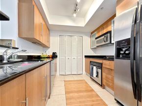 335 S Biscayne Blvd 2905, Miami FL 33131