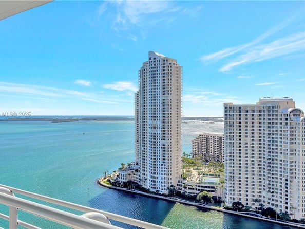 335 S Biscayne Blvd 2905, Miami FL 33131