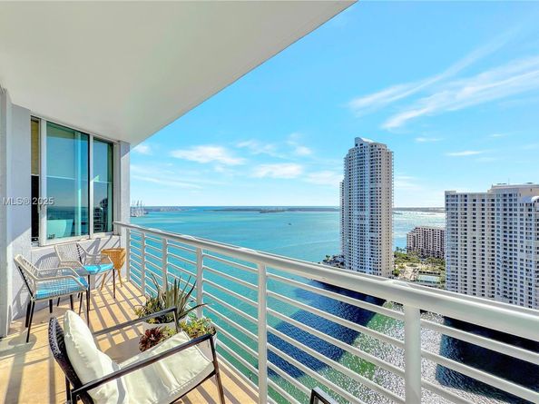 335 S Biscayne Blvd 2905, Miami FL 33131