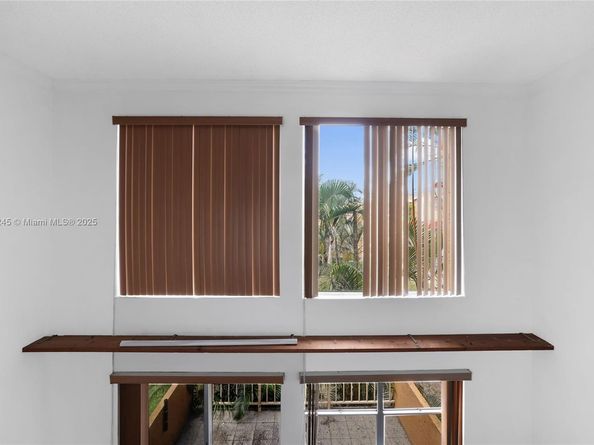 17911 NW 68th Ave P208, Hialeah FL 33015