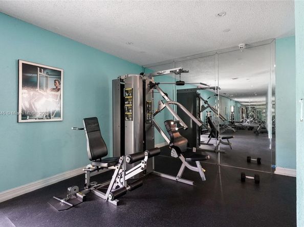 17911 NW 68th Ave P208, Hialeah FL 33015