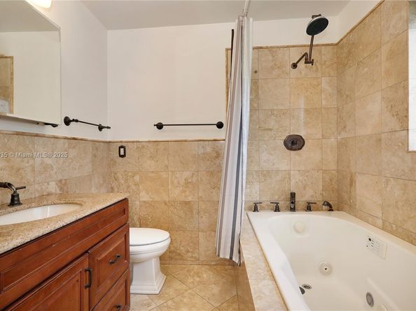 15576 SW 103rd St, Miami FL 33196