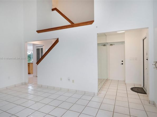 15576 SW 103rd St, Miami FL 33196