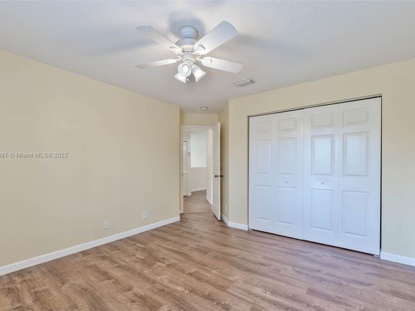 3844 W Falcon Ridge Cir, Weston FL 33331