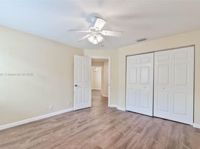 3844 W Falcon Ridge Cir, Weston FL 33331