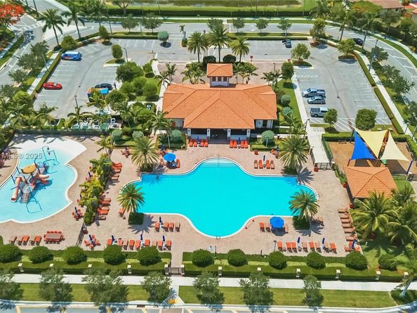 724 SE 37th Ave, Homestead FL 33033