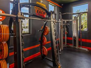 724 SE 37th Ave, Homestead FL 33033
