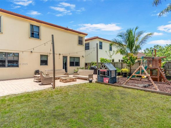 724 SE 37th Ave, Homestead FL 33033