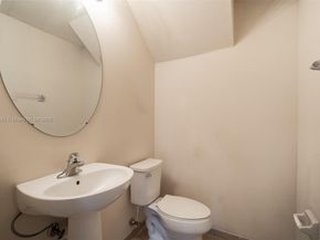 423 SE 33rd Ter, Homestead FL 33033