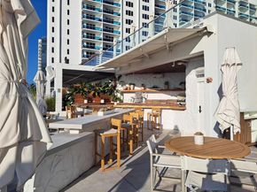 2301 Collins Ave 504, Miami Beach FL 33139