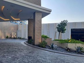 2301 Collins Ave 504, Miami Beach FL 33139