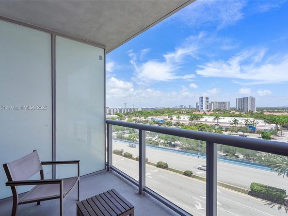 2602 E Hallandale Beach Blvd R906, Hallandale Beach FL 33009