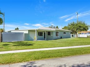 9851 Jamaica Dr, Cutler Bay FL 33189