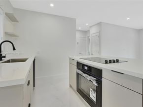 9851 Jamaica Dr, Cutler Bay FL 33189