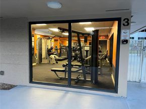 4800 Hillcrest Ln 408, Hollywood FL 33021