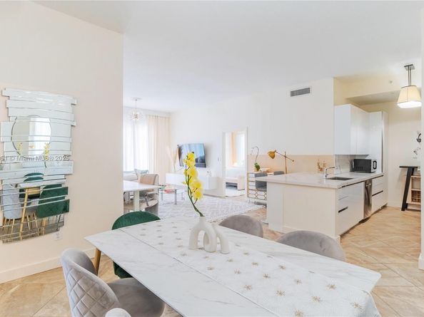 802 W Windward Way 411, Lantana FL 33462