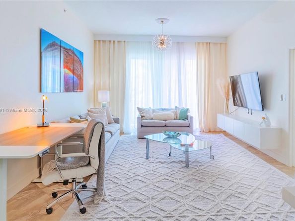 802 W Windward Way 411, Lantana FL 33462