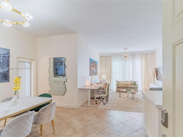 802 W Windward Way 411, Lantana FL 33462