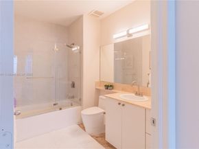 802 W Windward Way 411, Lantana FL 33462