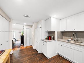 3586 Main Hwy, Coconut Grove FL 33133