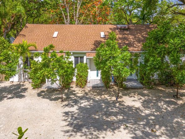 3586 Main Hwy, Coconut Grove FL 33133