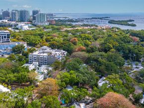 3586 Main Hwy, Coconut Grove FL 33133