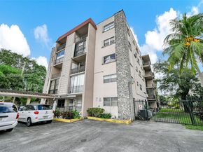 3640 NW 9th St 401, Miami FL 33125