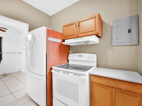 545 NW 77th St, Miami FL 33150