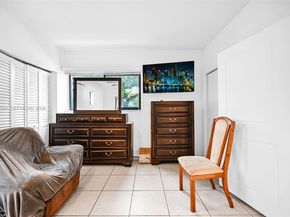 545 NW 77th St, Miami FL 33150