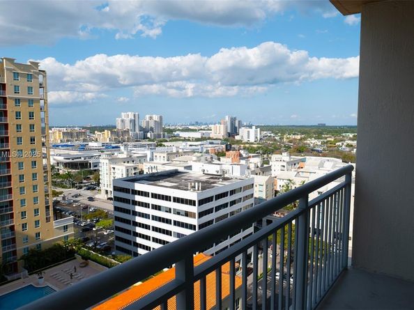 9066 SW 73rd Ct 1509, Miami FL 33156