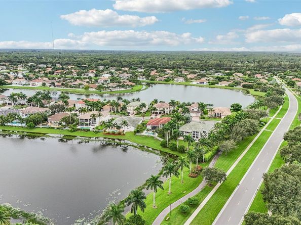 11759 Paradise Cove Ln, Wellington FL 33449