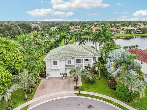 11759 Paradise Cove Ln, Wellington FL 33449