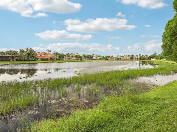 11759 Paradise Cove Ln, Wellington FL 33449