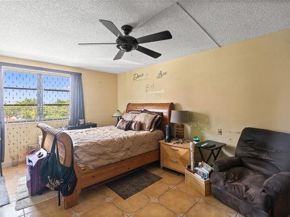 20840 San Simeon Way 307, Miami FL 33179