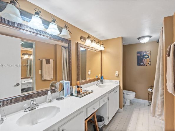 20840 San Simeon Way 307, Miami FL 33179