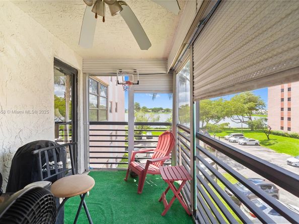 20840 San Simeon Way 307, Miami FL 33179