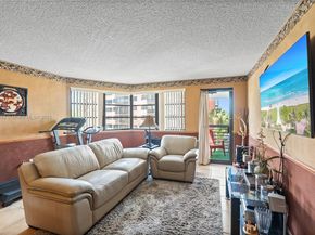 20840 San Simeon Way 307, Miami FL 33179