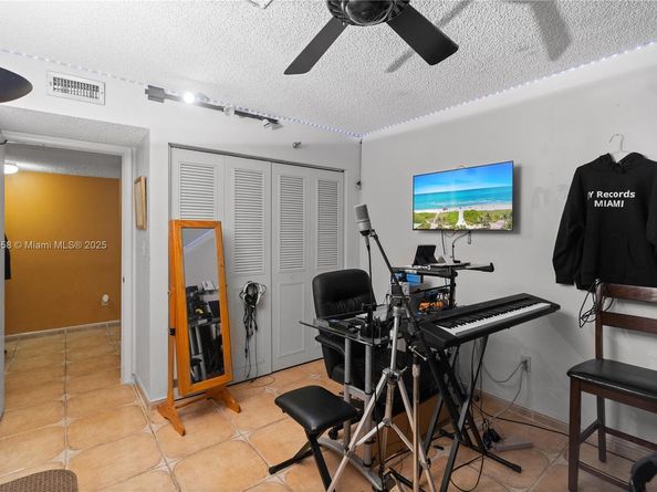 20840 San Simeon Way 307, Miami FL 33179